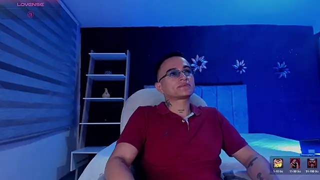 Živý XXX chat LiamDeep