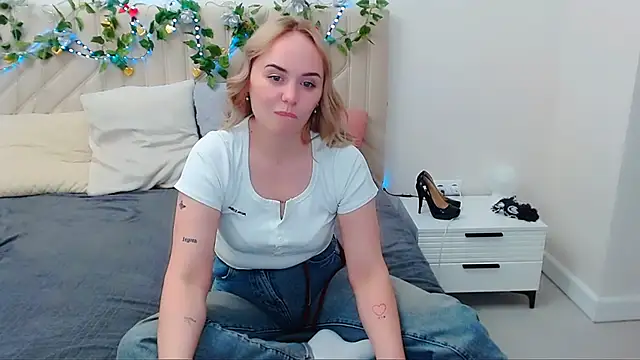 LiluMoon__n Live XXX chat