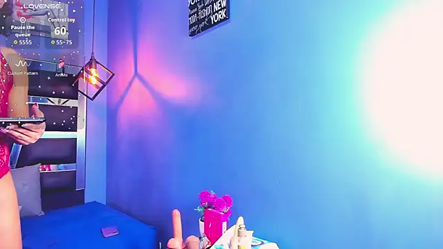 Trinity-presley ওয়েবক্যাম শো