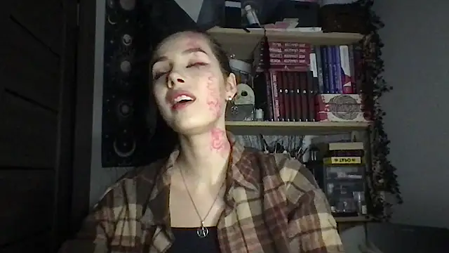 Yuna5343's Live XXX Chat