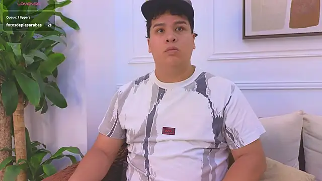 Naim_Bennetsex Chat XXX in diretta