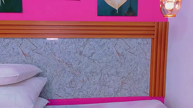 Chat +18 de kinkyandsavage ao vivo