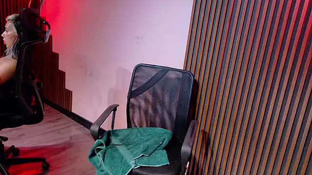 _MileyRossのウェブカメラショー