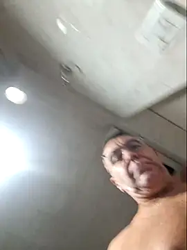 Pokazy przed kamerką – darialmas