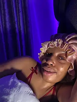 RainBougie – Live XXX-chat