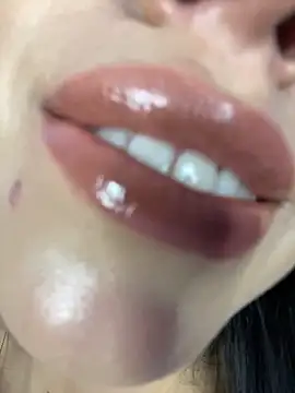 دردشة Celeste_Amber الجنسية المباشرة