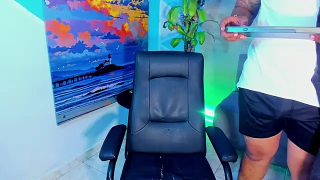 Онлайн чат XXX Im_Axiel