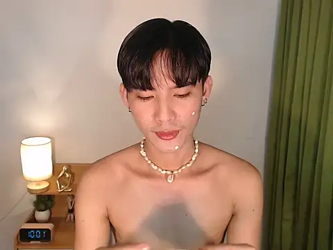 asian_dai Pertunjukan Webcam