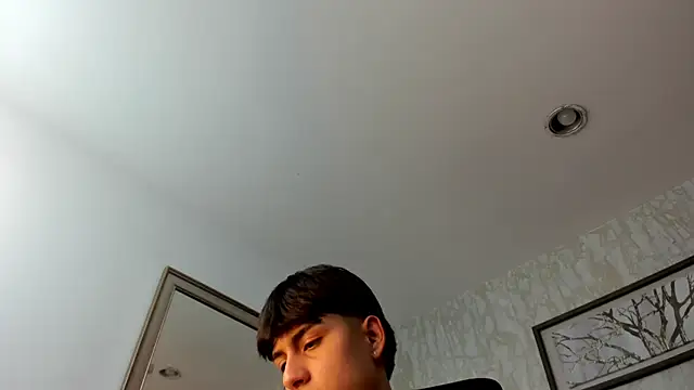 Lander_Cruz Live XXX-chat