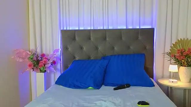 Ariana_Petite Live XXX-Chat