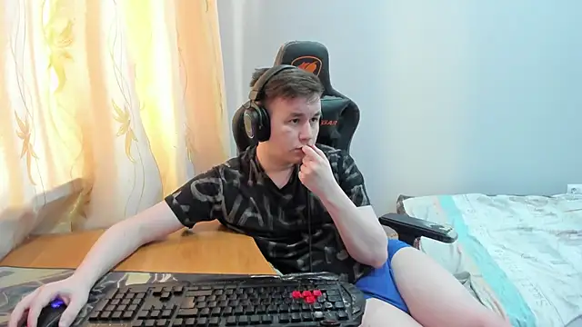 Вебкам-шоу iliaskrislove