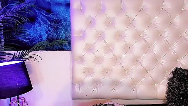 Živý XXX chat Keira_Fox31