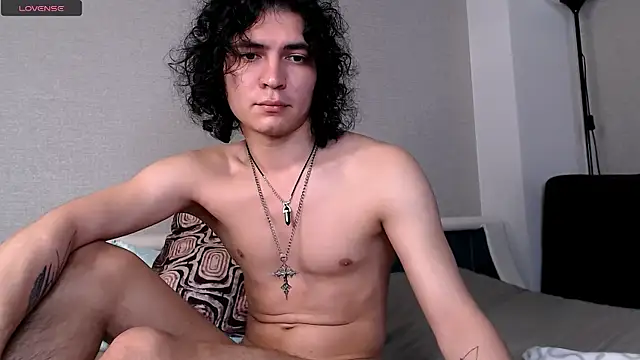 Dean_Raven Show in webcam