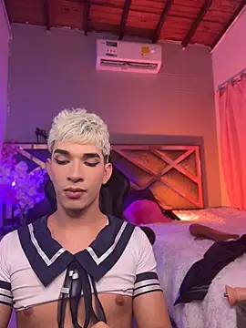 Cherry_zayden_ Show in webcam