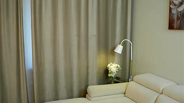 HermaFrain Adlı Modelin Canlı XXX Sohbeti