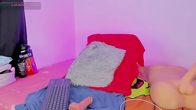 SelenaStonne Chat XXX live