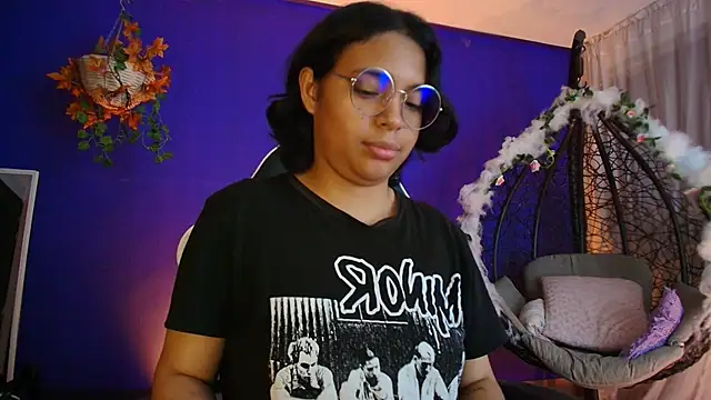 Emmapark_ – Naživo XXX chat