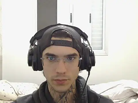 Show de smokingink na webcam