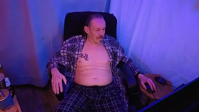 Richy__Rich_ Show in webcam