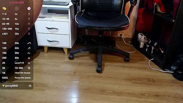 دردشة LiaTaylorr الجنسية المباشرة