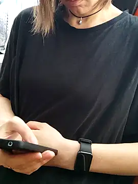 Aashikalaa's Live XXX Chat