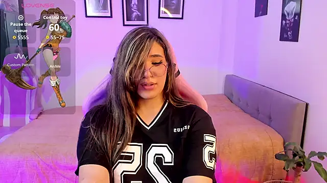 عرض كام Valen_with_pussy