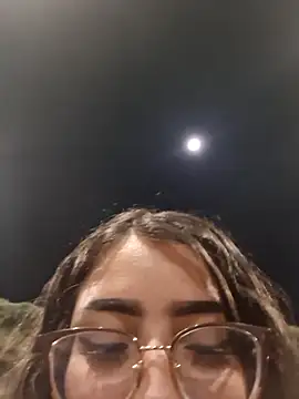 Backdoor_Newbie's Live XXX Chat