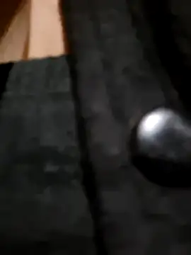 Backdoor_Newbie élő XXX-chatje