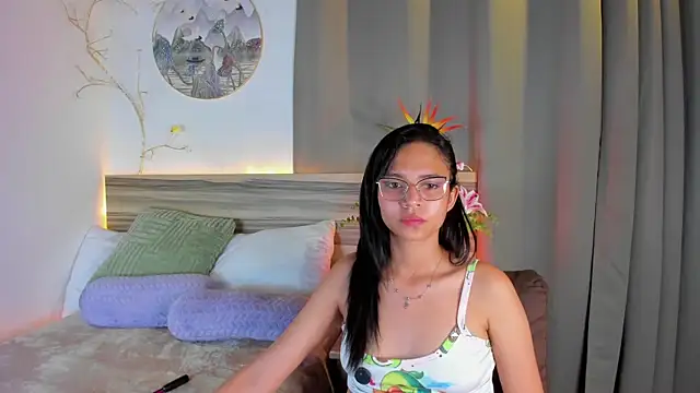 EvaLune live XXX chat