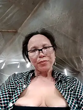 Tina6886 网络视讯表演