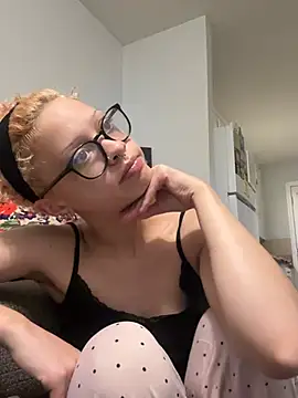 Chat XXX en directo de jojosbizarrelyf