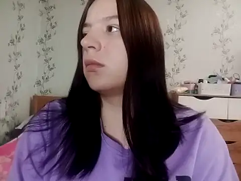 symmetryinvoid élő XXX-chatje