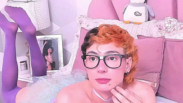 KylieMonnettn Webbikameraesitys