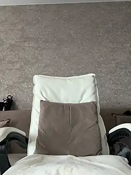 LillySquirtShot's Live XXX Chat