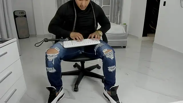 master_leather Chat XXX in diretta