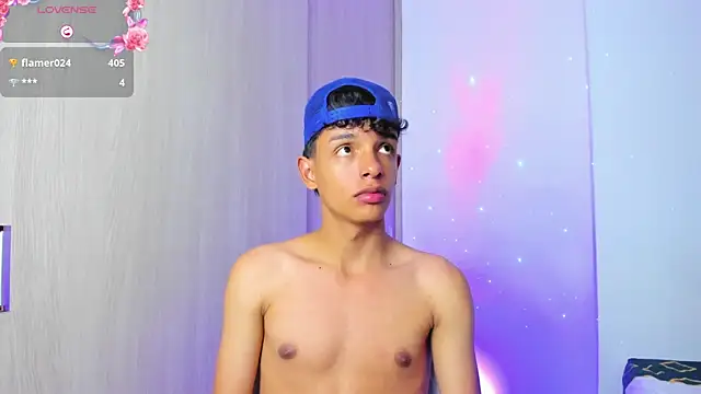 Maxfrost1's Webcam Show