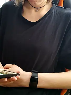 Aashikalaa 라이브 XXX 채팅