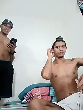 WolVID_XX77 Webcam-Show