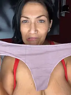 Chat XXX en directo de LittleMissEeve