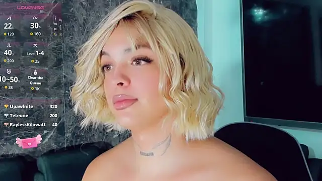 Emmaa_Saenz_ 在線直播表演