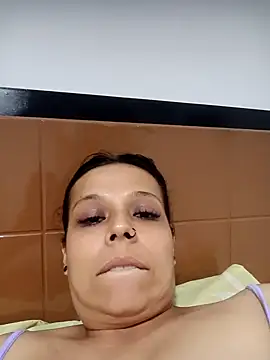 Chat XXX en directo de RossyAlvarez