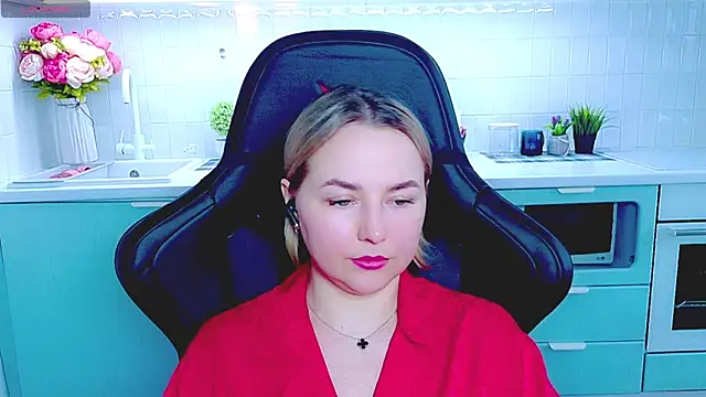 Mira_Mermayd Chat XXX in diretta