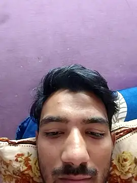 ItsPlayboy031のウェブカメラショー