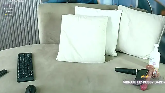 melaniecooperr: онлайн-секс-чат