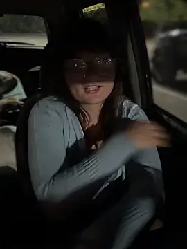 urpuppymoon's Webcam Show