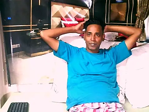IndianHunk01 Webcamshow