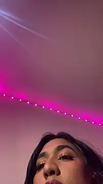 NikitaDragunXXXのウェブカメラショー