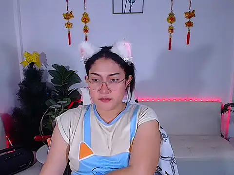 plysaithailand 现场XXX聊天