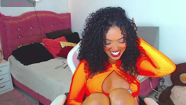 Tanedra_collings 现场XXX聊天