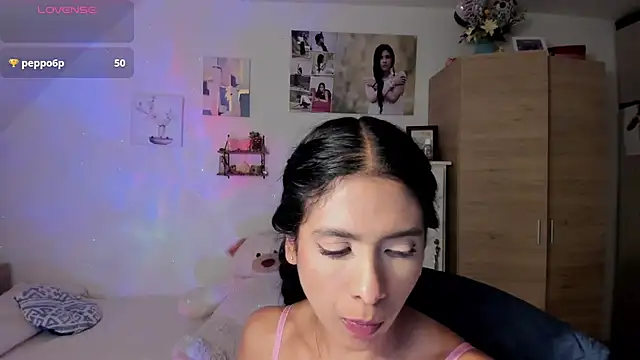 Pokazy przed kamerką – Veronikolsen-